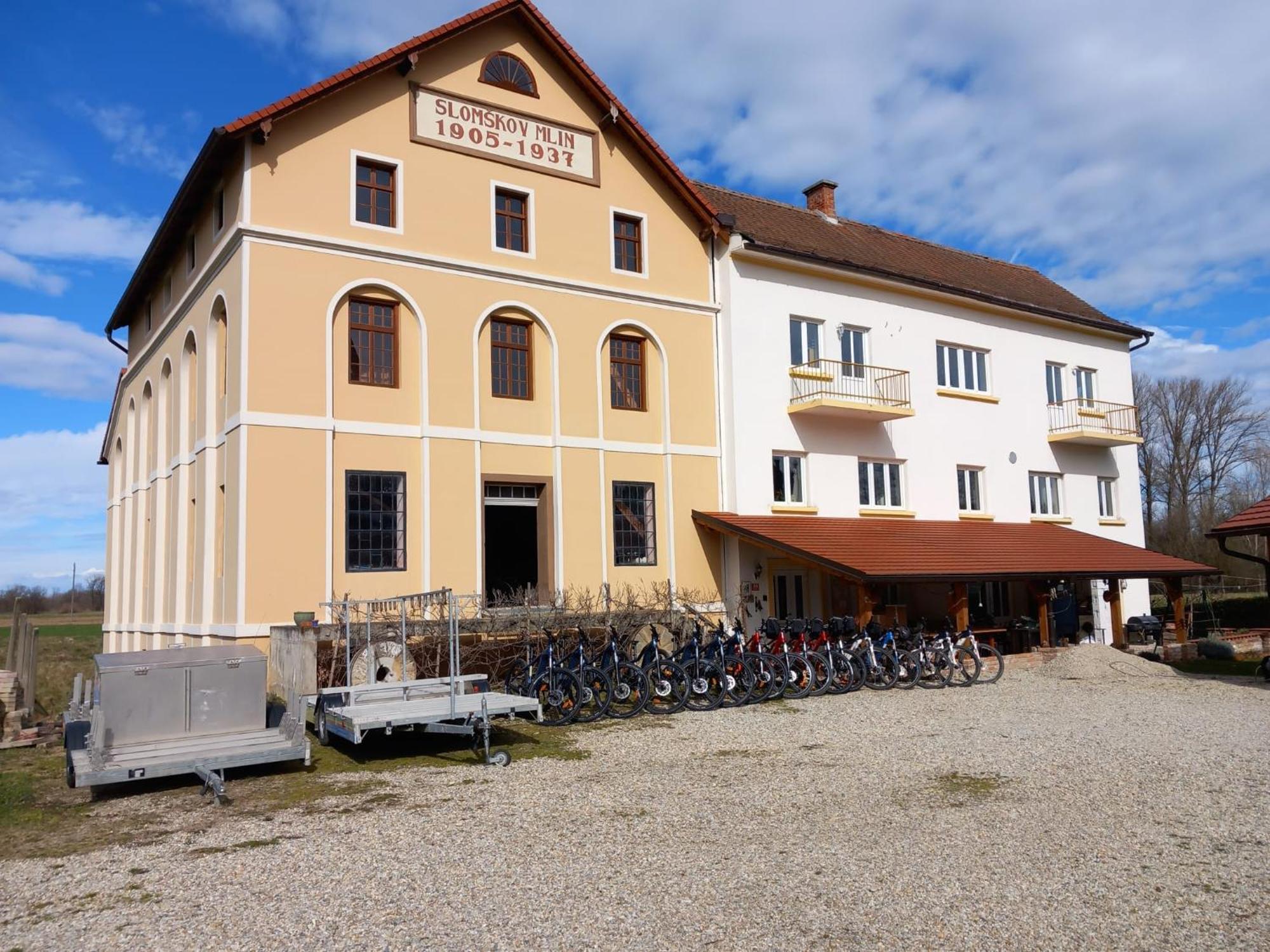 Mill House Apartment And Camping Ljutomer Εξωτερικό φωτογραφία